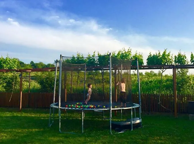 Lozyata ゲストハウス 3*